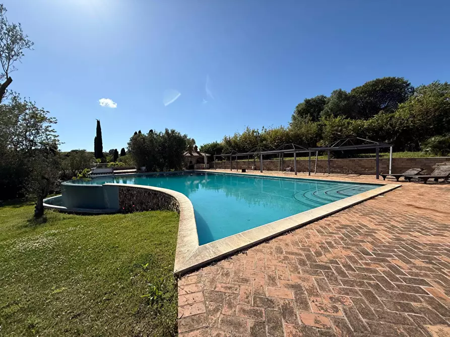 Immagine 46 di Villa in vendita  in via delle Magnolie a Pomezia