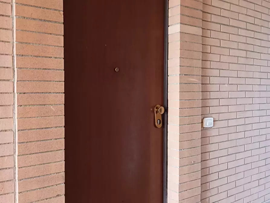 Immagine 6 di Appartamento in vendita  in via etna a Aprilia