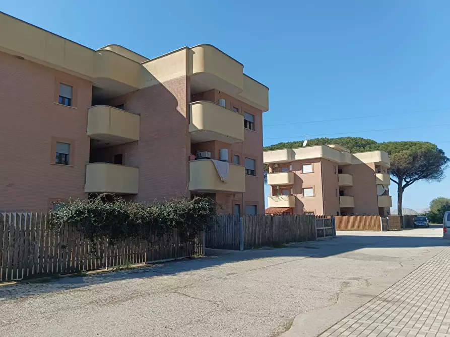 Immagine 1 di Appartamento in vendita  in via etna a Aprilia