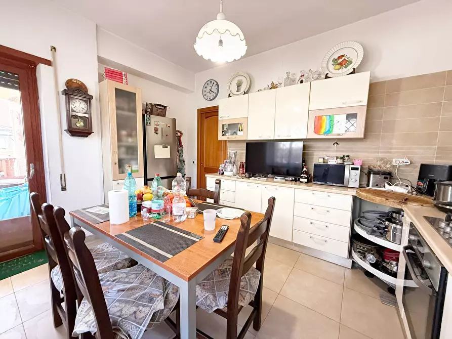 Immagine 9 di Villa in vendita  in Lungomare delle Sirene a Pomezia