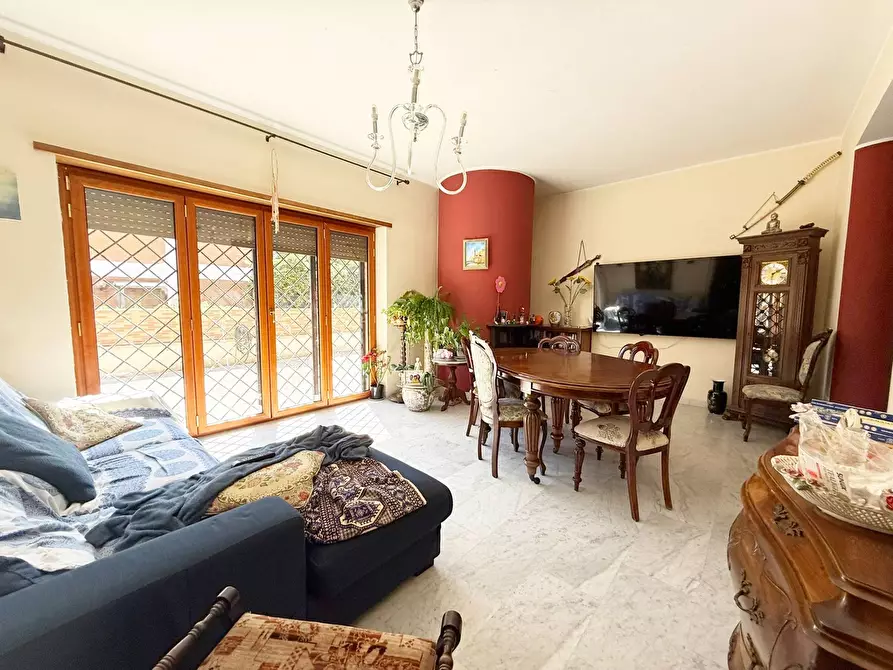 Immagine 14 di Villa in vendita  in Lungomare delle Sirene a Pomezia