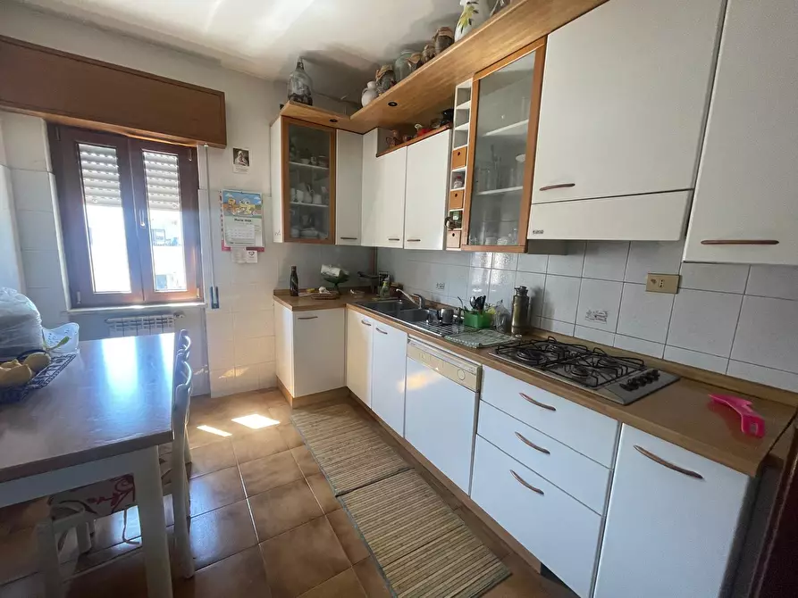 Immagine 7 di Appartamento in vendita  in via dei germani a Ardea