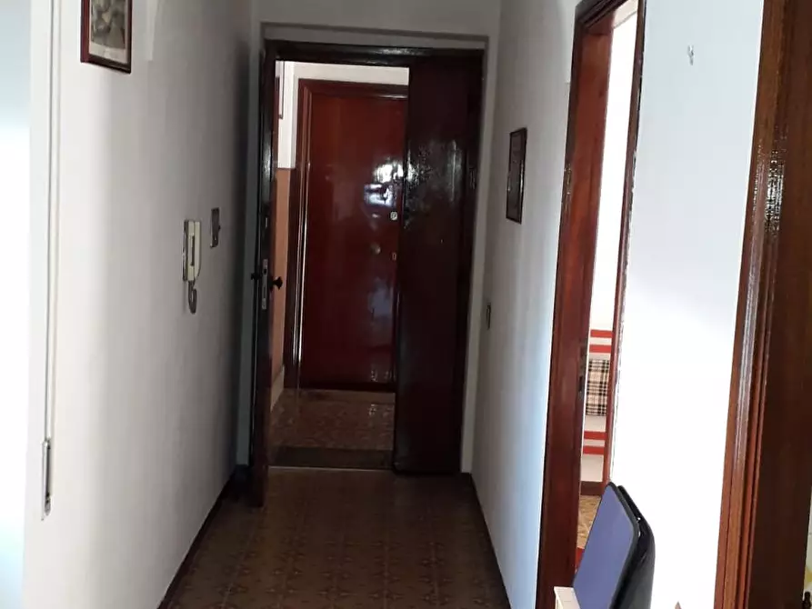 Immagine 14 di Appartamento in vendita  in Via Recanati a Pomezia