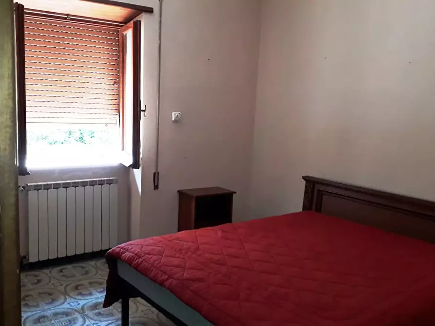 Immagine 8 di Appartamento in vendita  in Via Recanati a Pomezia