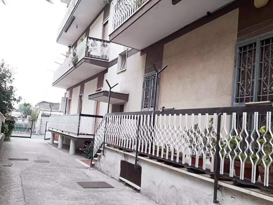 Immagine 25 di Appartamento in vendita  in Via Recanati a Pomezia