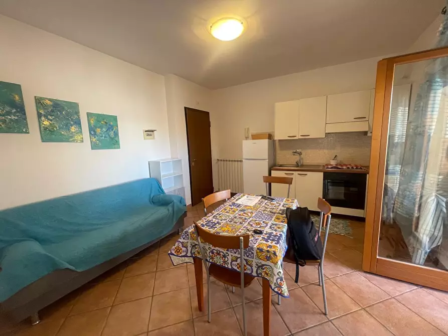 Immagine 5 di Appartamento in vendita  in Via Cagliari a Ardea