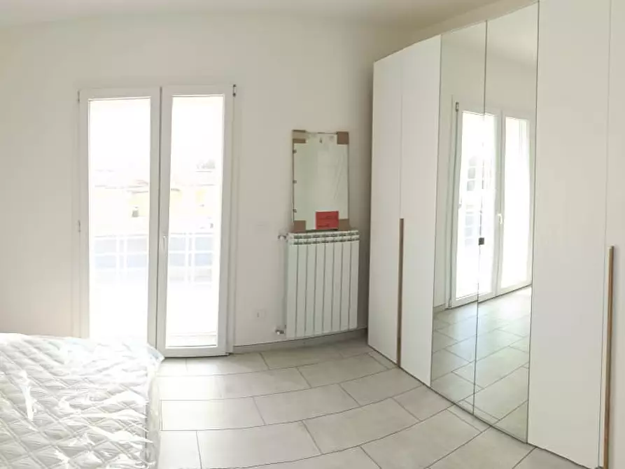 Immagine 11 di Appartamento in vendita  in via lecce a Ardea