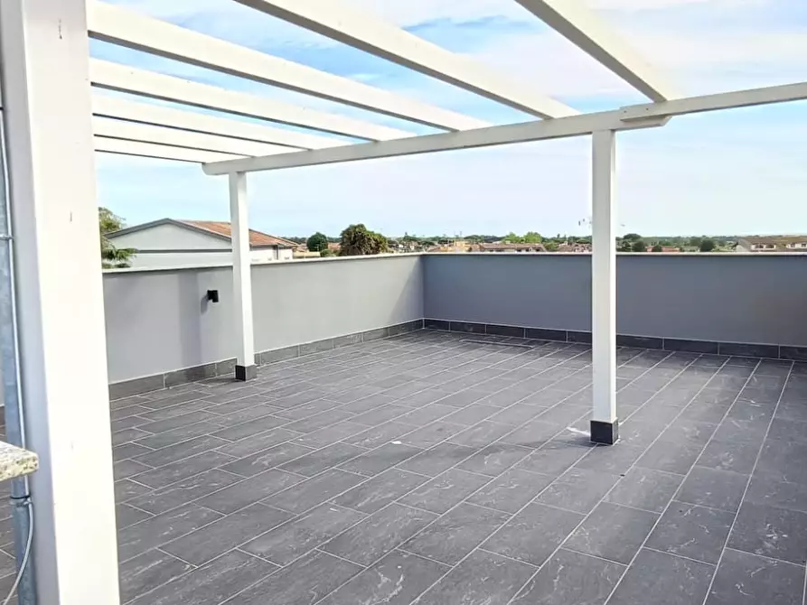 Immagine 6 di Appartamento in vendita  in via lecce a Ardea