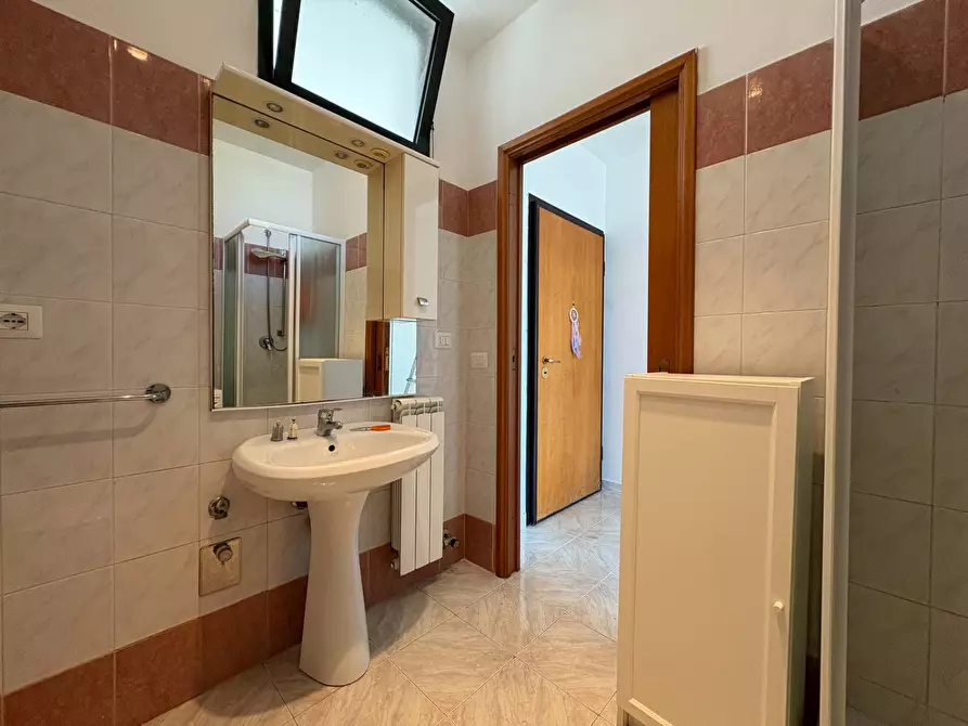 Immagine 12 di Appartamento in vendita  in Via Santo Domingo a Pomezia