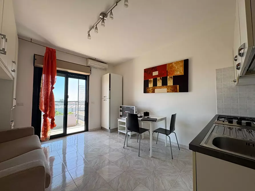 Immagine 2 di Appartamento in vendita  in Via Santo Domingo a Pomezia