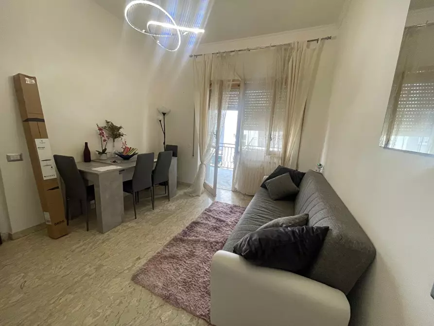 Immagine 4 di Appartamento in vendita  in Via Cincinnato a Pomezia