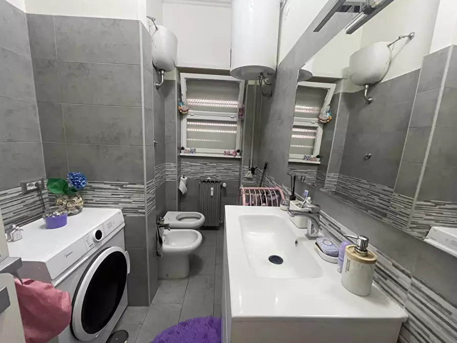 Immagine 14 di Appartamento in vendita  in Via Cincinnato a Pomezia