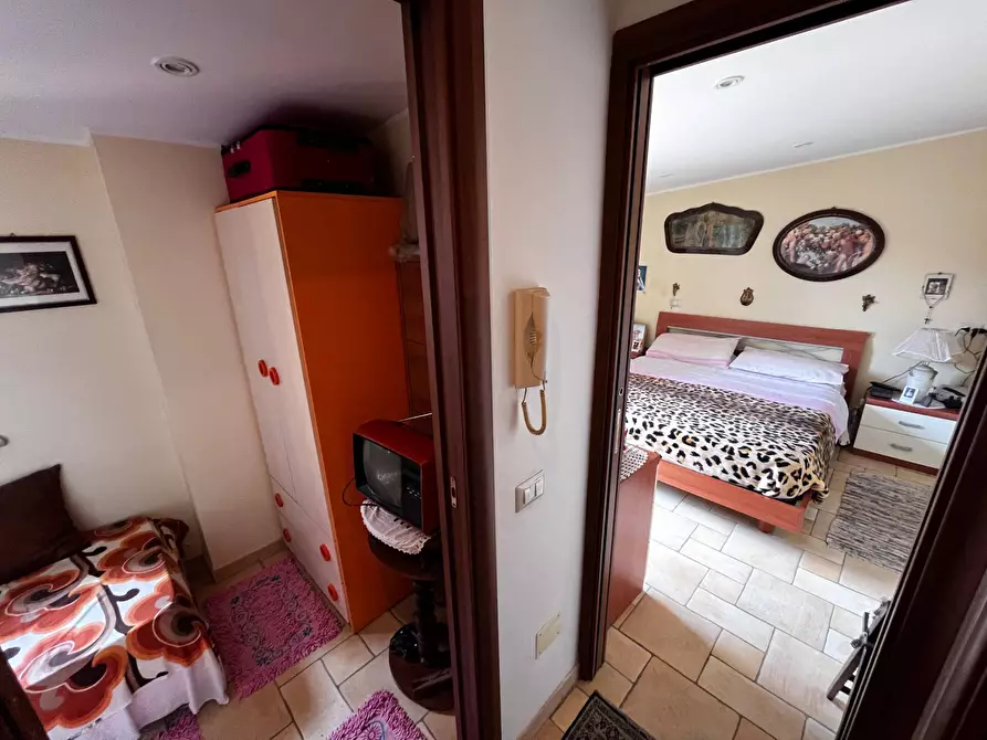 Immagine 28 di Casa semindipendente in vendita  in via Svezia a Pomezia