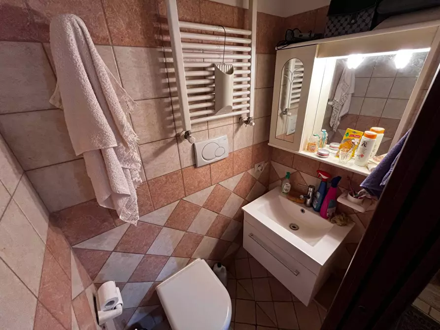 Immagine 33 di Casa semindipendente in vendita  in via Svezia a Pomezia