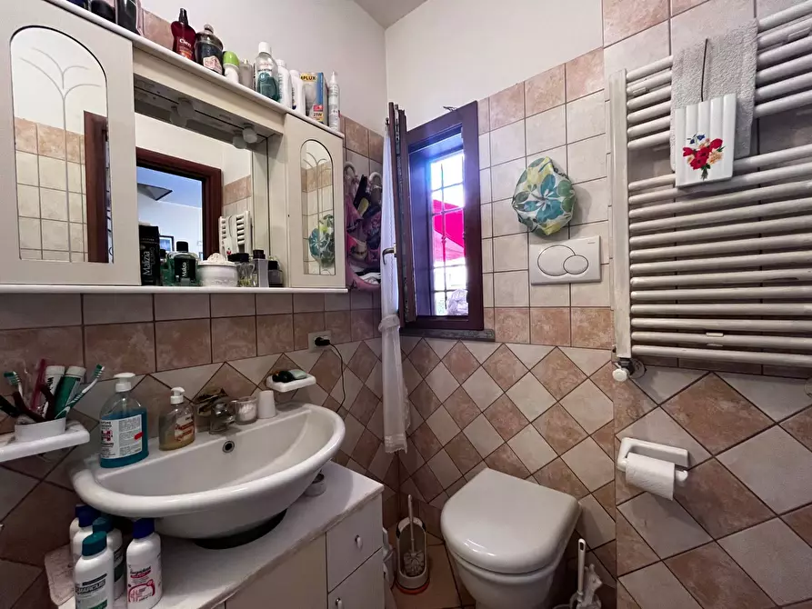 Immagine 18 di Casa semindipendente in vendita  in via Svezia a Pomezia