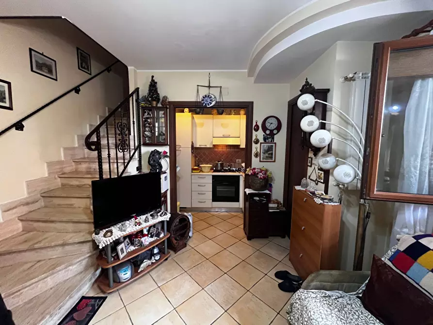 Immagine 13 di Casa semindipendente in vendita  in via Svezia a Pomezia