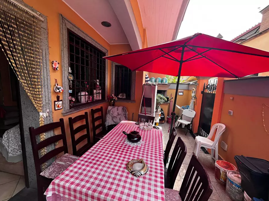 Immagine 38 di Casa semindipendente in vendita  in via Svezia a Pomezia