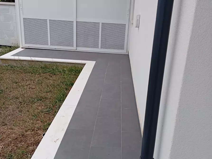 Immagine 8 di Casa semindipendente in vendita  in Viale dei giornalisti a Anzio