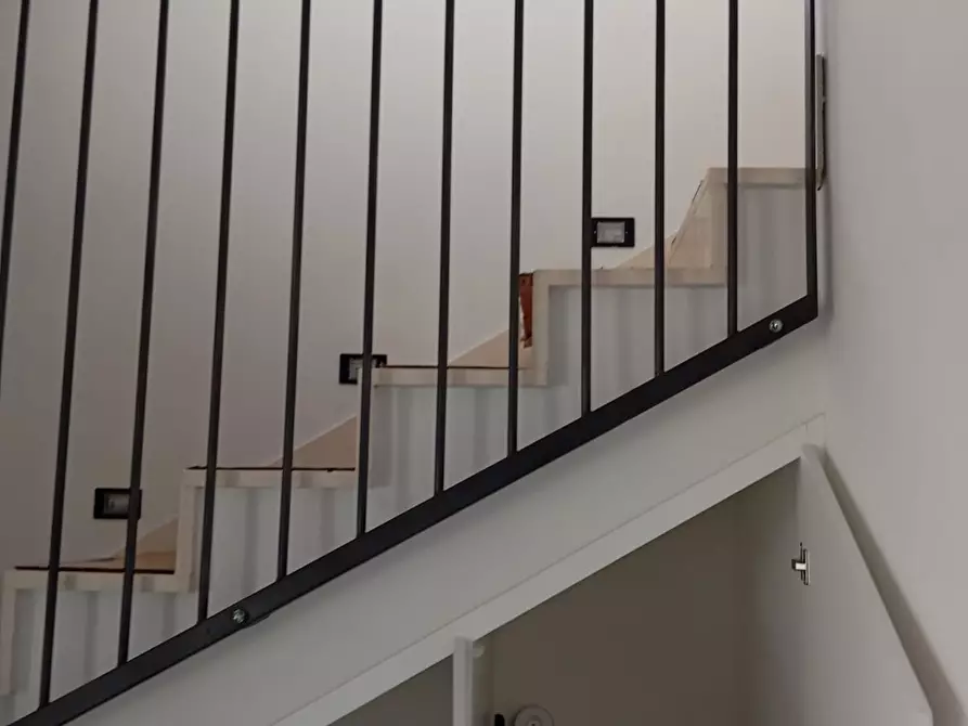 Immagine 12 di Casa semindipendente in vendita  in Viale dei giornalisti a Anzio