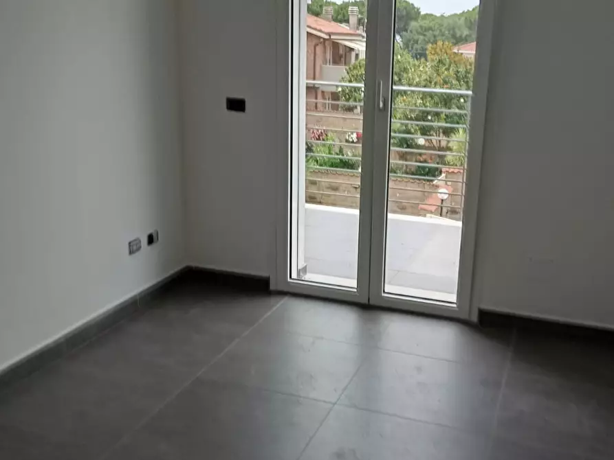 Immagine 16 di Casa semindipendente in vendita  in Viale dei giornalisti a Anzio