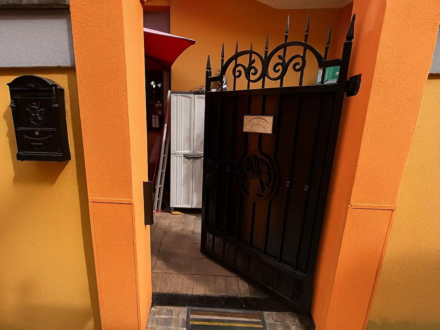 Immagine 39 di Casa semindipendente in vendita  in via Svezia a Pomezia