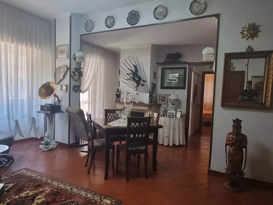 Immagine 5 di Appartamento in vendita  in Via Delle Sirene 19 a Roma