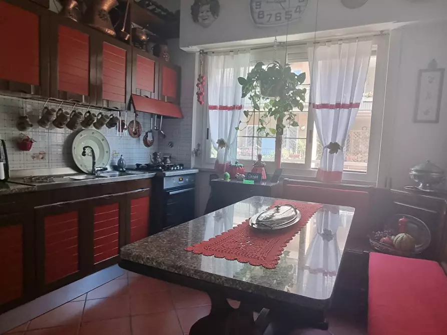 Immagine 9 di Appartamento in vendita  in Via Delle Sirene 19 a Roma