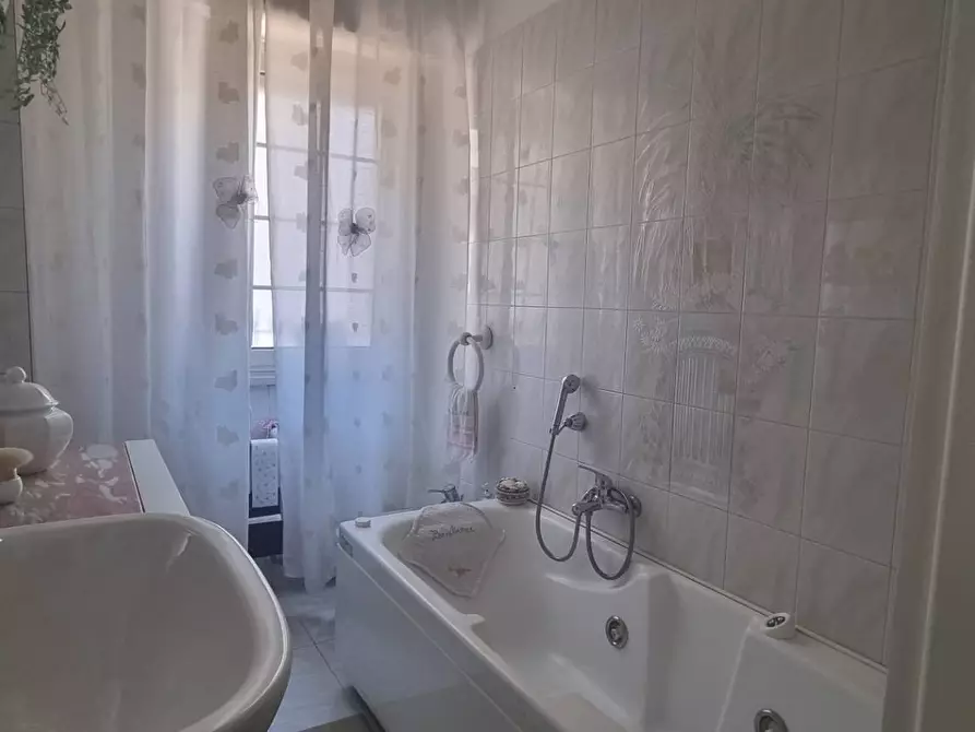 Immagine 21 di Appartamento in vendita  in Via Delle Sirene 19 a Roma