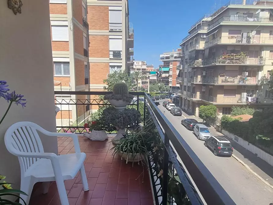 Immagine 36 di Appartamento in vendita  in Via Delle Sirene 19 a Roma