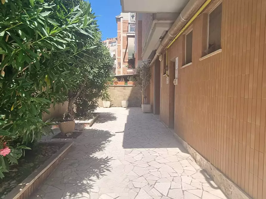 Immagine 49 di Appartamento in vendita  in Via Delle Sirene 19 a Roma