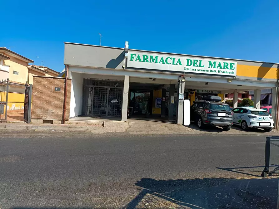 Immagine 7 di Negozio in affitto  in Via Torvaianica ALta a Pomezia