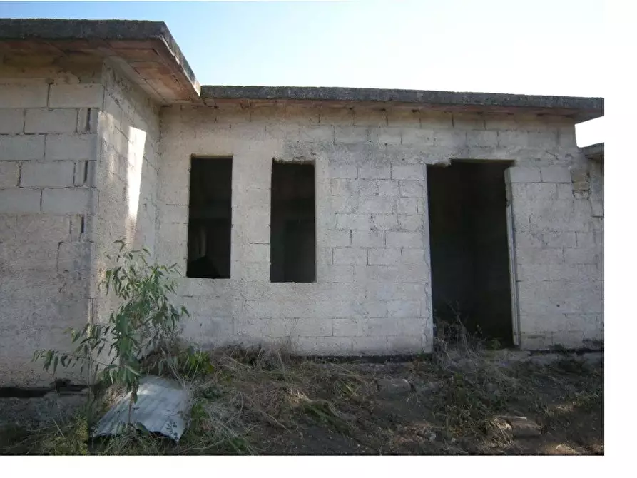 Immagine 1 di Rustico / casale in vendita  in via degli ippocastani a Ardea