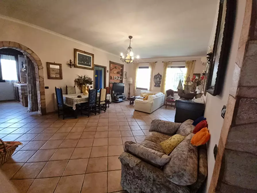 Immagine 15 di Villa in vendita  in Via Orsa Maggiore a Ardea