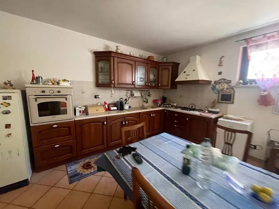 Immagine 13 di Villetta a schiera in vendita  in Via Moschiano a Roma