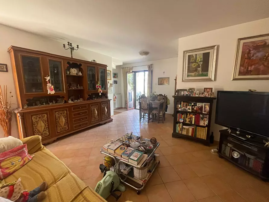 Immagine 8 di Villetta a schiera in vendita  in Via Moschiano a Roma