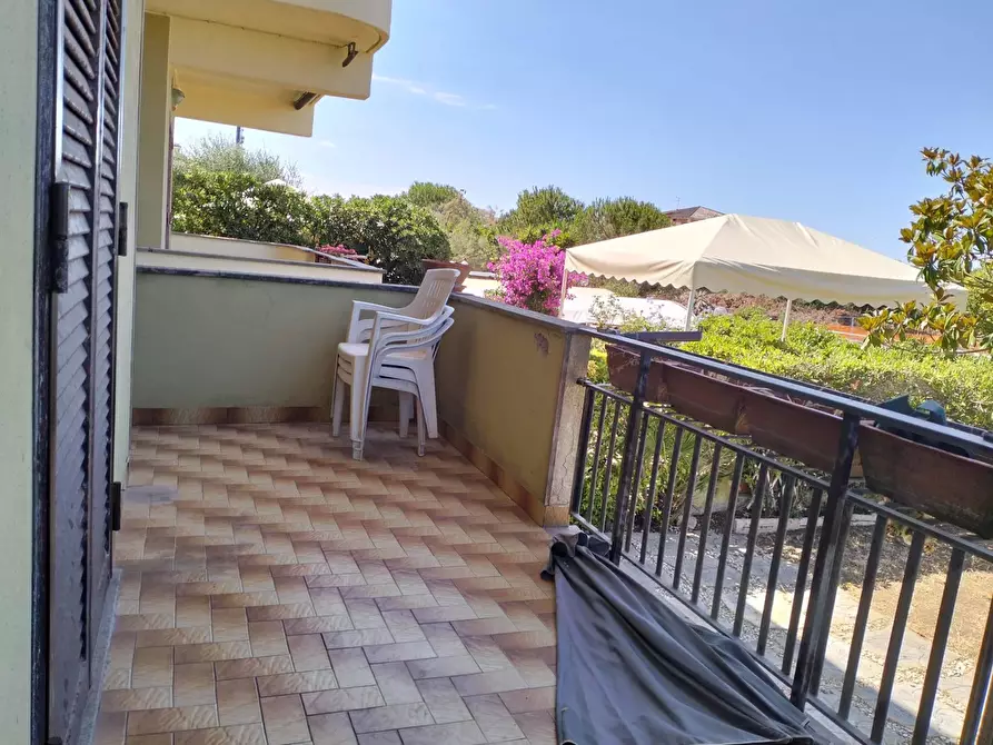 Immagine 5 di Villa in vendita  in via Arezzo a Ardea