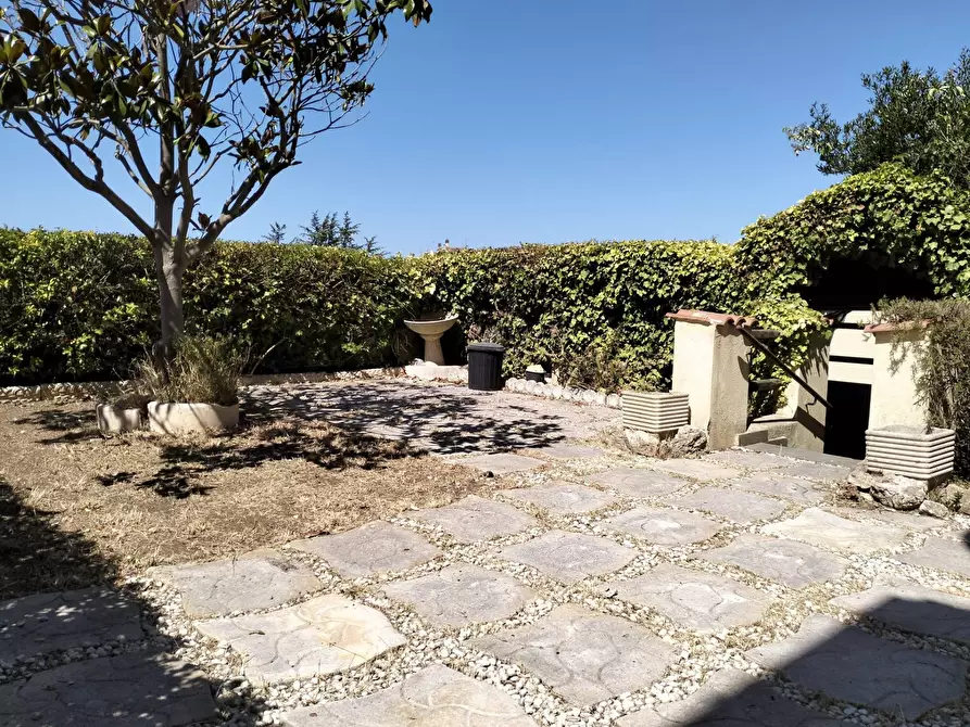 Immagine 25 di Villa in vendita  in via Arezzo a Ardea