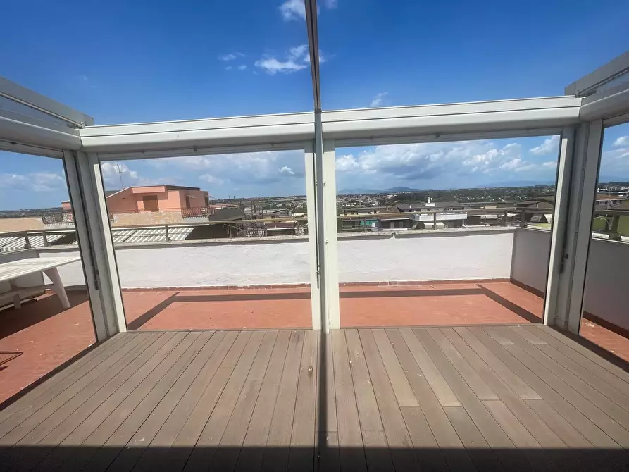 Immagine 9 di Attico in vendita  in Via Olanda a Pomezia