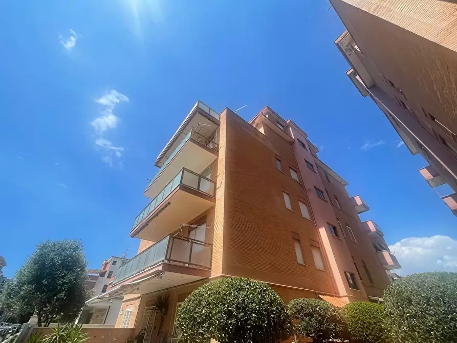 Immagine 22 di Attico in vendita  in Via Olanda a Pomezia