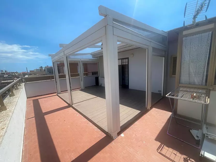 Immagine 2 di Attico in vendita  in Via Olanda a Pomezia