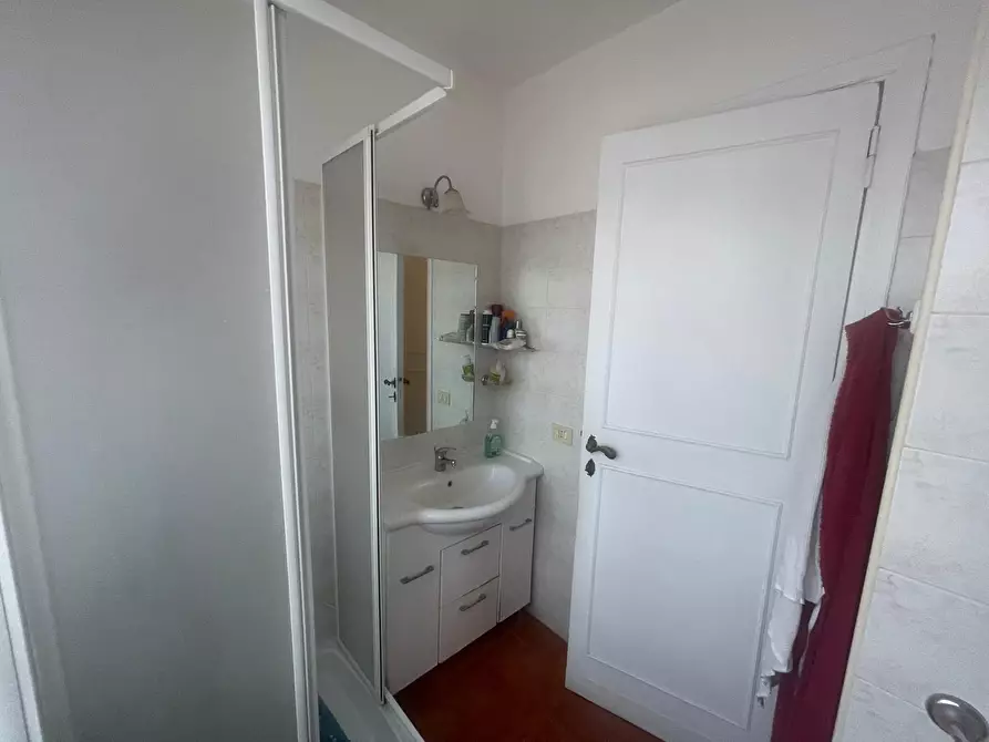 Immagine 25 di Attico in vendita  in Via Olanda a Pomezia