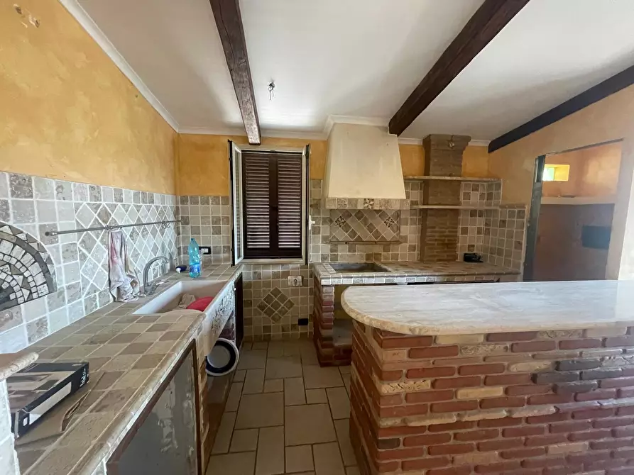 Immagine 8 di Appartamento in vendita  in Via Mar Ligure a Pomezia