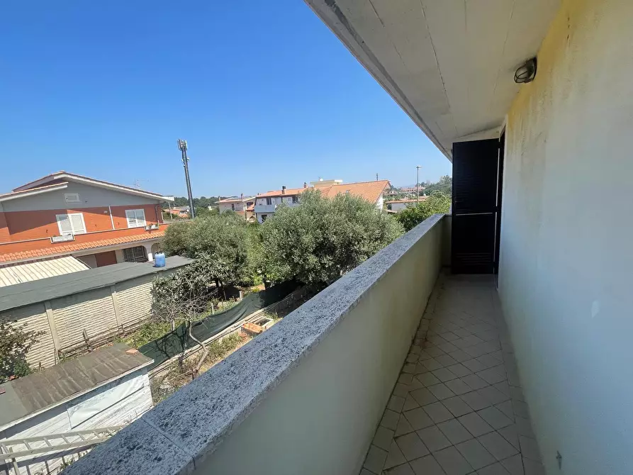 Immagine 6 di Appartamento in vendita  in Via Mar Ligure a Pomezia