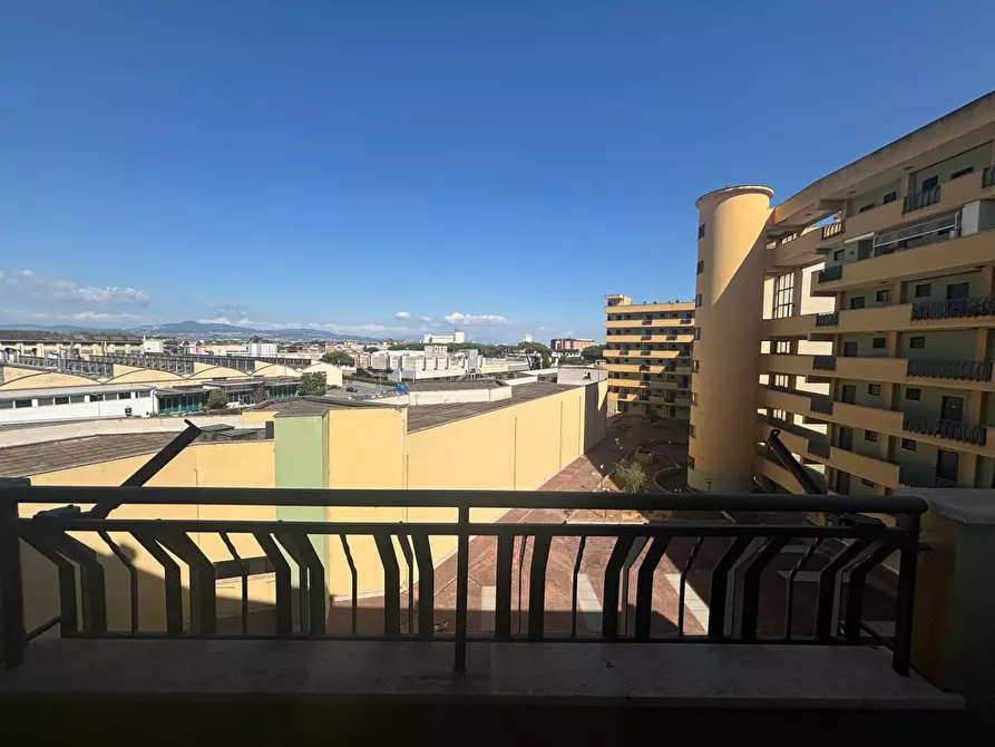 Immagine 2 di Appartamento in vendita  in Via Carlo Poma a Pomezia