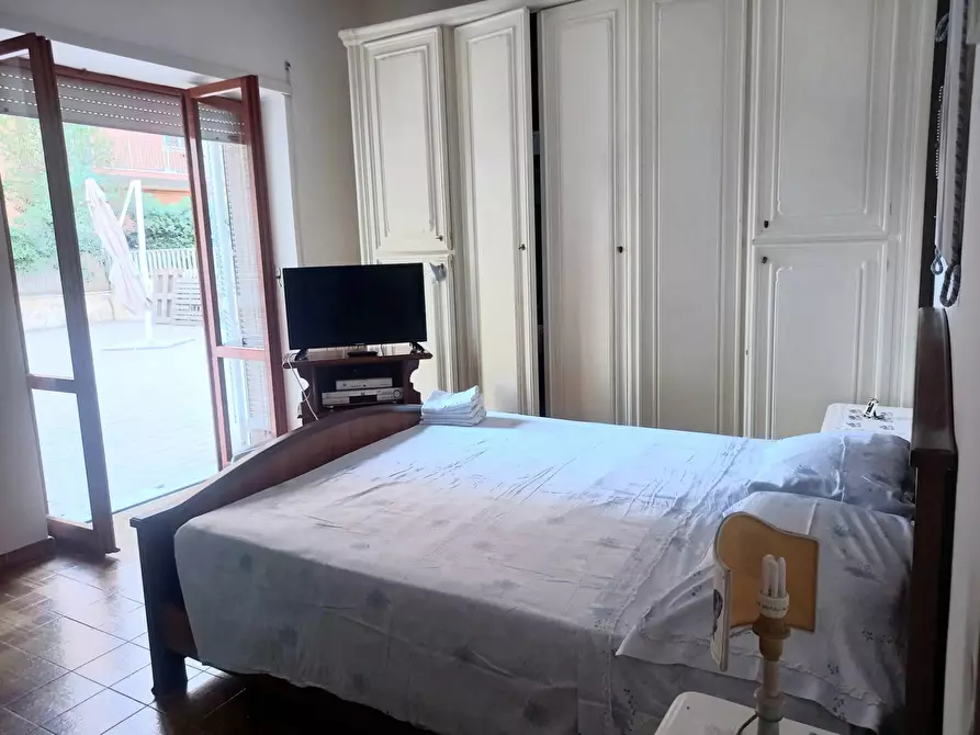 Immagine 6 di Appartamento in vendita  in Via Colonia a Pomezia