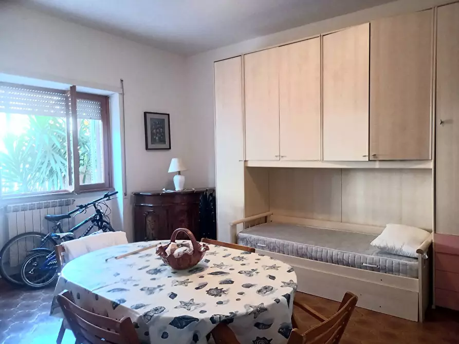 Immagine 20 di Appartamento in vendita  in Via Colonia a Pomezia