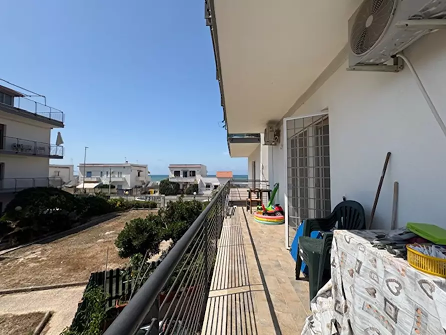 Immagine 3 di Appartamento in vendita  in Lungomare Degli Ardeatini a Ardea