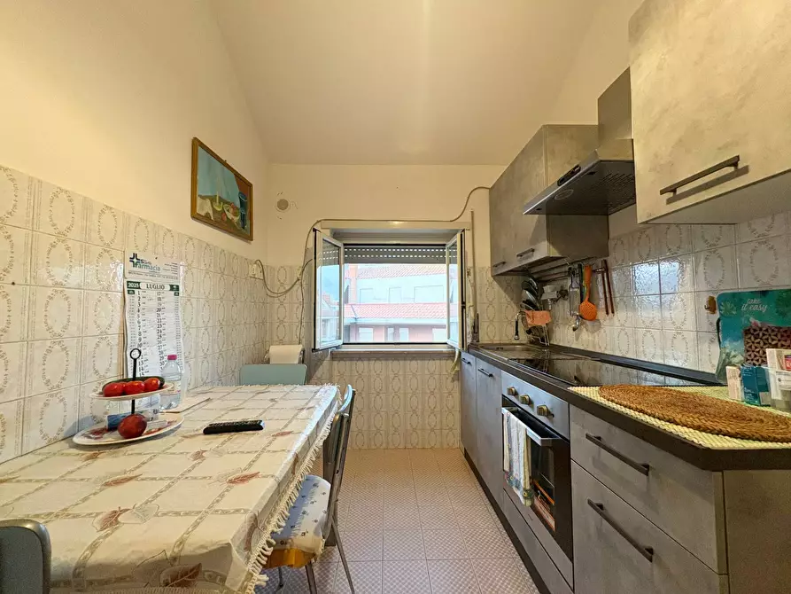 Immagine 12 di Attico in vendita  in Via Bologna a Ardea