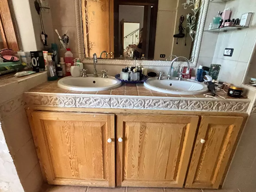 Immagine 19 di Villa in vendita  in via serio a Aprilia