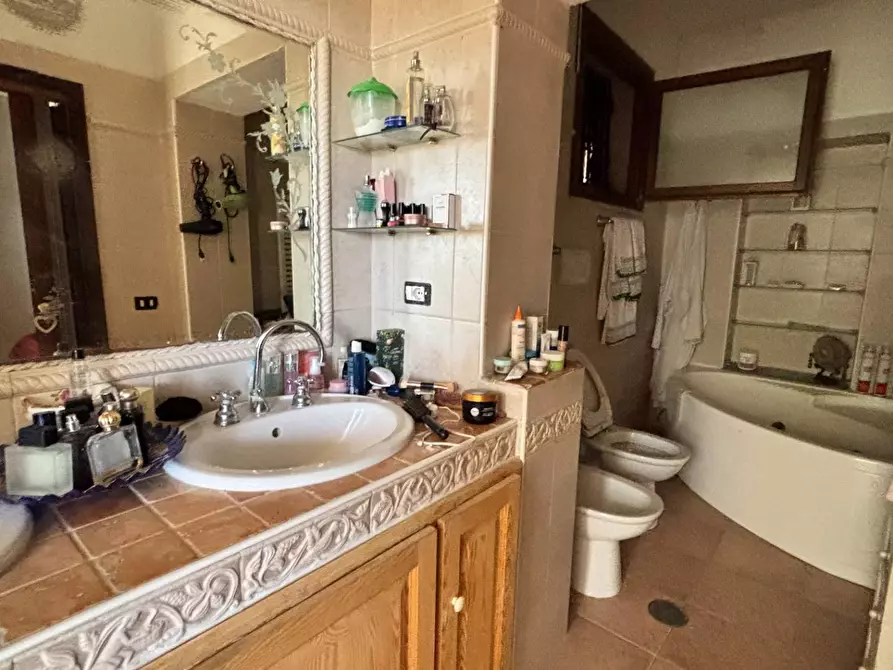 Immagine 21 di Villa in vendita  in via serio a Aprilia